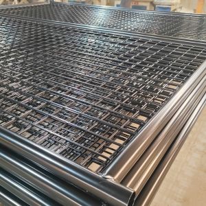 China Low Carbon Black Welded Wire Fence PVC Coated 1m - 3m Length on sale