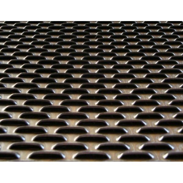 CNC Punching Perforated Metal Plate with 1-5mm Thickness Non-Skid Anti-Slip Steel Sheet