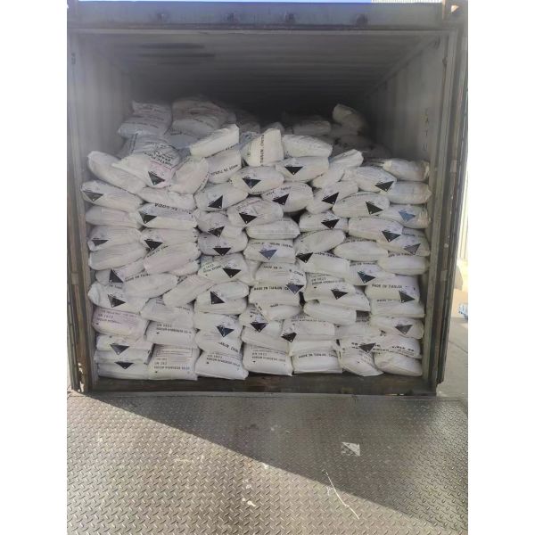 High Purity 99 % Detergent Raw Materials Caustic Soda Pearl Easy To Use