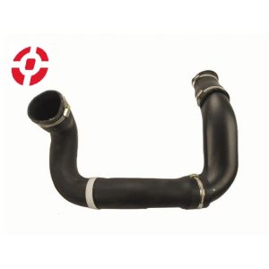 OE LR002589 Intercooler Replacement Coolant Radiator Hose Auto Engine Coolant