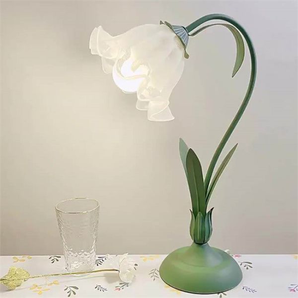 Nordic Restaurant Decorative Glass Table Lamp Flower Shaped Modern Bedside Table