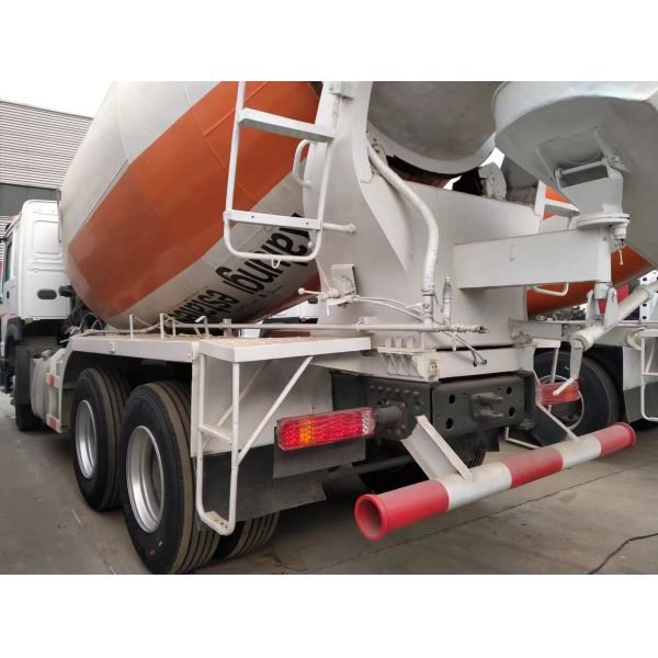 10cbm Concrete Mixer Truck 10000 Liters Sinotruk Howo TX 6*4 Chassis Euro 3 Emission Use In Afirca