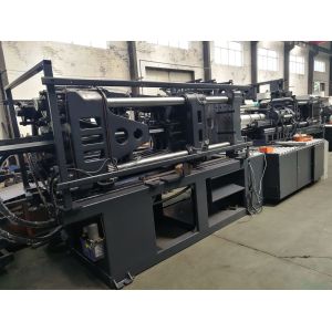 China CE Approved Plastic Injection Molding Machine With 240T Clamping Force on sale