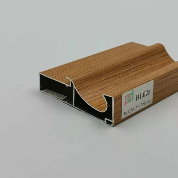 Libya & Algeria Wood Grain Aluminium Profile For Door And Window