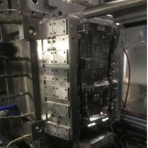 HASCO 1.2343ESR PA6 GF30 Plastic Injection Mould For Console Parts