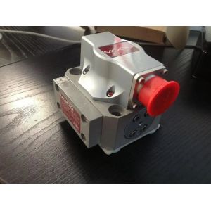 Moog Servo Valve Electro-Hydraulic Servo Valve with G 1/2 Inlet Port Size for