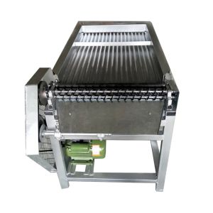 Small green bean fresh soybean hulling machine/edamame peeling machine