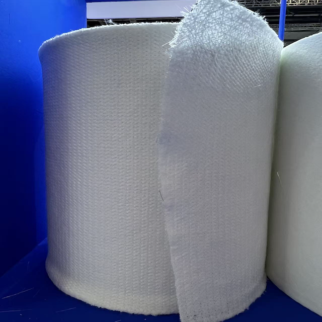 Fiberglass knitted combing with a layer of polyester veil for FRP pultrusion, widely used in modern industry and architecture