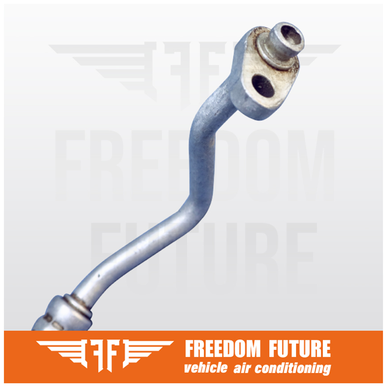 China Hyundai Starex 97762-4H100 Discharge AC Hose 2.4 2.5L 07-12 OEM on sale