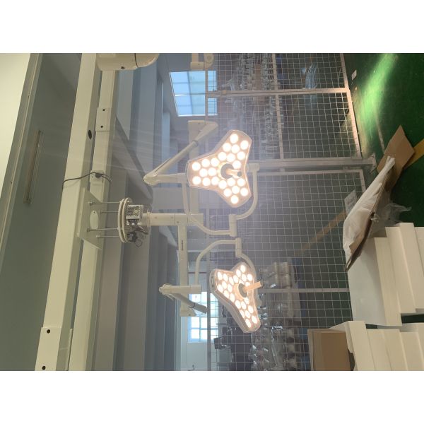 Single Body Surgical Exam Lamp , LED Examination Light For Medical Use