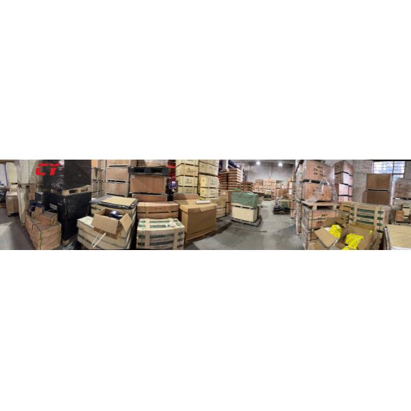 J05E SK200-8 Excavator Water Pump VH16100E0373 16100-E0373