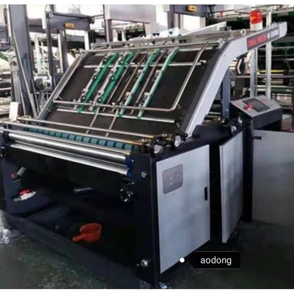 Semi Auto Flute Laminator , Paperboard Laminating Machine 100pcs/Min Design Speed