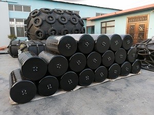 Polyurethane Black Floating Foam Filled Marine Dock Boat Fender
