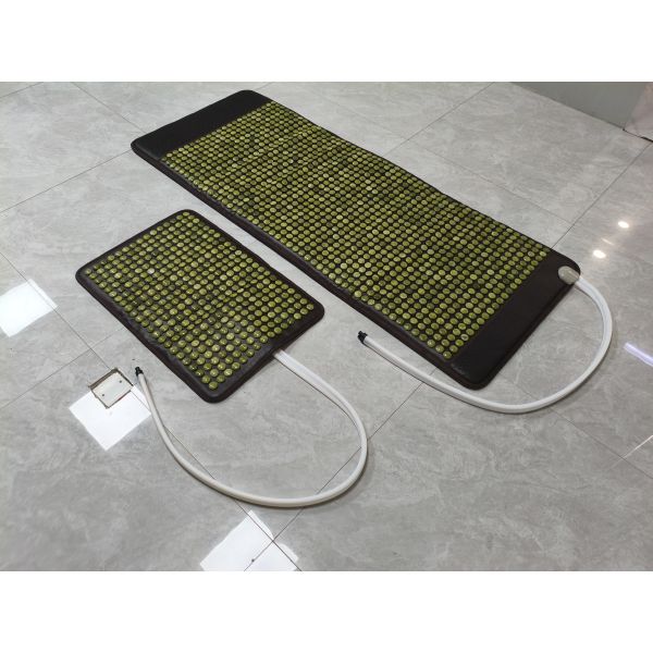 One 0.5P Chiller Waterproof PU Leather 1423pcs Jade Stones Ice Big or Small Mat