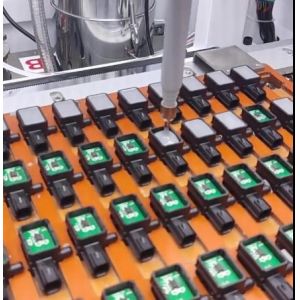 Customized Tank Capacity High Precision Automatic Potting Machine for PCBA