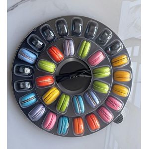 Durable Plastic Macaron Trays 40 Pieces Macaron Display Rack