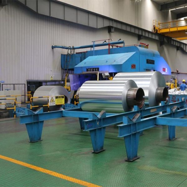 Quality 8011 Aluminium Foil Jumbo Roll Aluminium Foil Packing Cooking Freezing wholesale