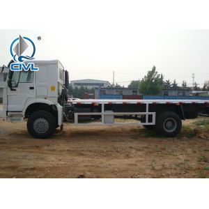 China Obstacle Flatbed 5T Heavy Duty Tow Trucks / SINOTRUK HOWO Wrecker Tow Truck Euro II/III Engine on sale
