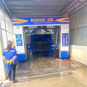 Risense Full Automatic Rollover Car Wash System Machine with 5 Brushes and air