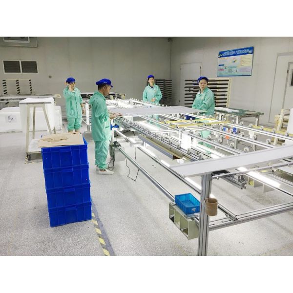 High Efficiency 360w 370w 380w Mono PV Solar Panels