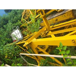 Car Type Moving 2012 Used Tower Crane Mc200 with 10t Max Load and Maximum