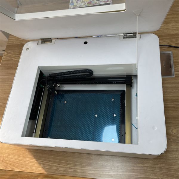 Customizable Screen Protector Laser Engraving Machine with Circulating Water