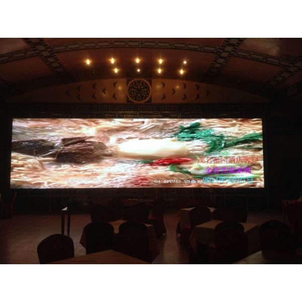 Low Thermal P3 Full Color LED Display Wall Environment Friendly Two Years