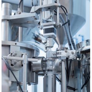 Automatic Plastic Syringe Filling Machine with CE Certification