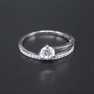 China Asymmetric 925 Silver Cubic Zirconia Rings / Plating Rhodium Silver Engagement Rings on sale