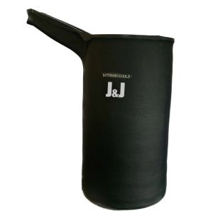 Silicon Carbide Graphite Crucible With Pouring Nozzle Cylindrical Shape