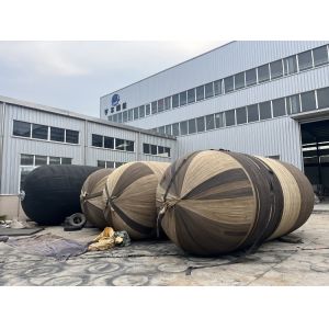 China Yokohama Naturail Rubber Fender With Stock Rubber SS Black / Grey on sale