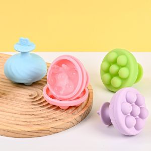 Silicone Ice Roller For Face – Reusable Cold Therapy Tool For Puffiness, Acne &