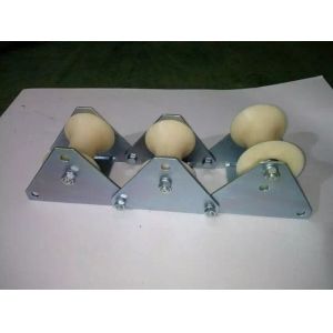 Galvanized Frame Three Wheel Cable Roller Cable Roller with Nylon Wheel