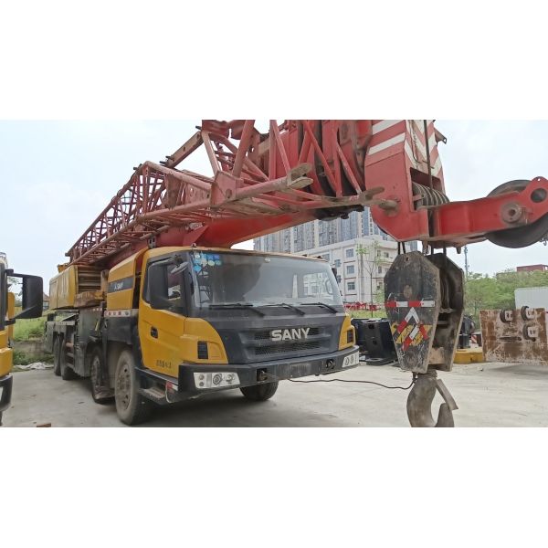 Quality 50ton Red and Orange Zoomlion Sy Truck-Mounted Telescopic Crane with ISO9001 Certification wholesale