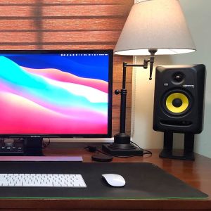 Upgrade Your Audio with Customized Packing Bookshelf Studio Speaker Stand Pair