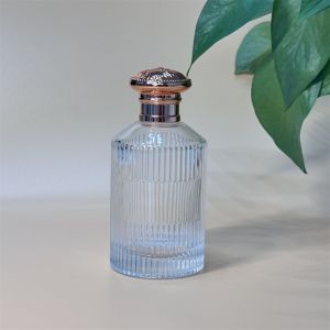 China Customized Zamak Perfume Caps For Personalized Perfume Packaging Solutions on sale