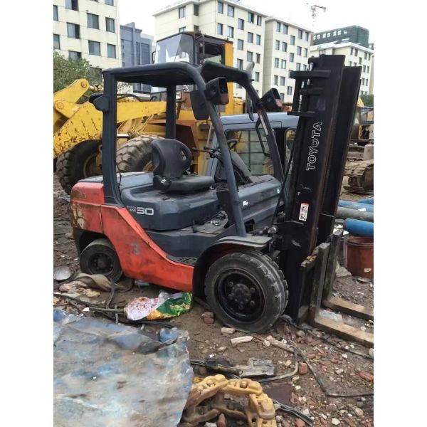 Cheap Japanese Used FD30 30 3 t 3tons Forklift