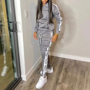 Nylon Zip Up Women Jogging Set Stacked Flared Sweatpants Sweatsuit Set Anti