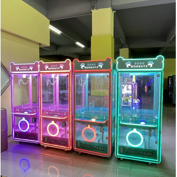 Toy Claw Machine 710 Plush Toy Crane Machine