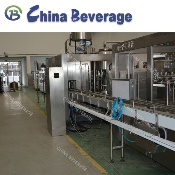 Liquid Mineral Water Bottle Filling Machine Electric Control System Durable