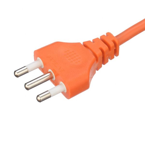 Italy 3pin Plug to 2*C13 Female Y Type Splitter Power Cord Grounding Non-Grounding Current/Voltage Rate 16A/250V