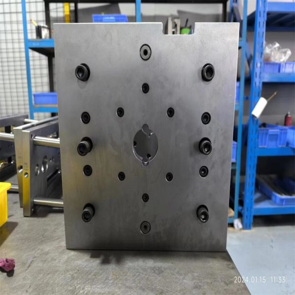 Quality Mass Production Plastic Injection Mould Tooling Wear Resistance wholesale