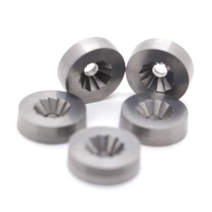 China Precision Forging Dies For Metal Components Highlights Applications Automotive Aerospace Metal Forming on sale