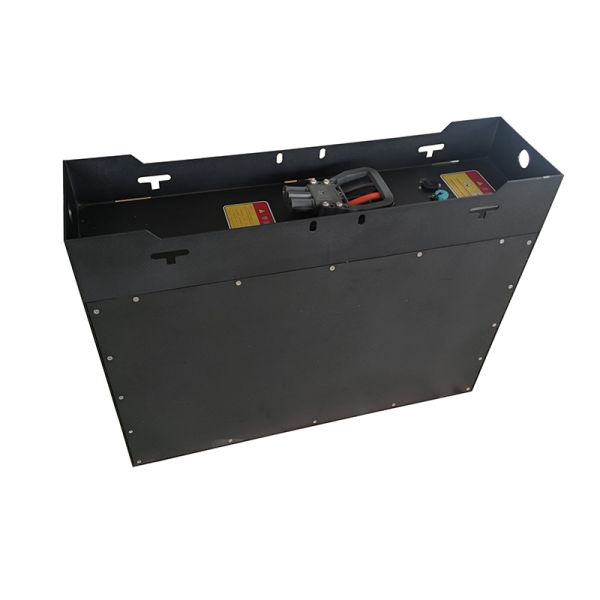 Black Electric Forklift Battery For Heavy Duty Applications 25.6V 190AH