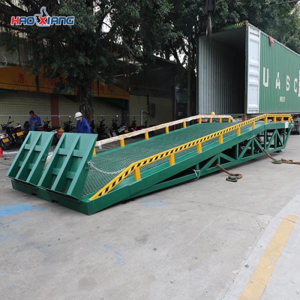 Quality 15T Temporary Loading Dock Trucks Mobile Container Loading Ramp wholesale