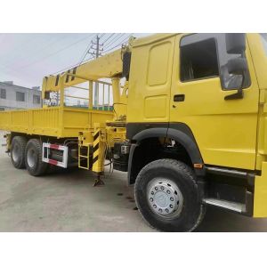 14 Ton Hydraulic Mobile Lorry Crane with Straight Boom and Customized Crane Jib