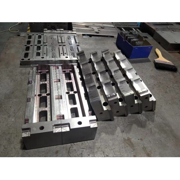 Quality Single Cavity High Precision Plastic Injection Molding Base with Ejector Pins wholesale