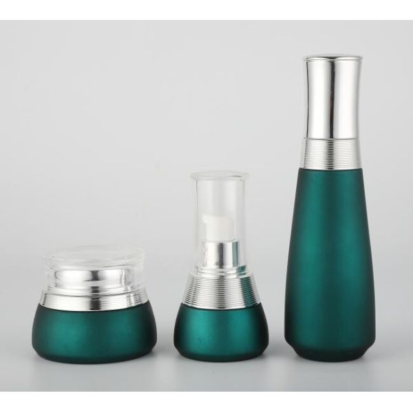 Quality Elegant 100ml 120ml Glass Cosmetic Cream Bottle Skincare Packaging Various Silkscreen And Printing wholesale