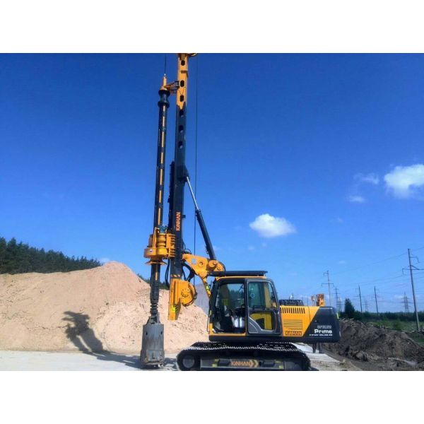 Borehole Pile Rig Equipment Total Weight 24 Ton , Max Drilling Diameter 1m Max.