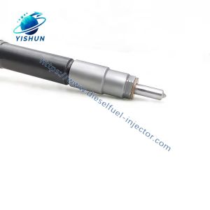 Common Rail Injector 295900-0040 23670-26050 Diesel Injector RAV4 2AD Engine